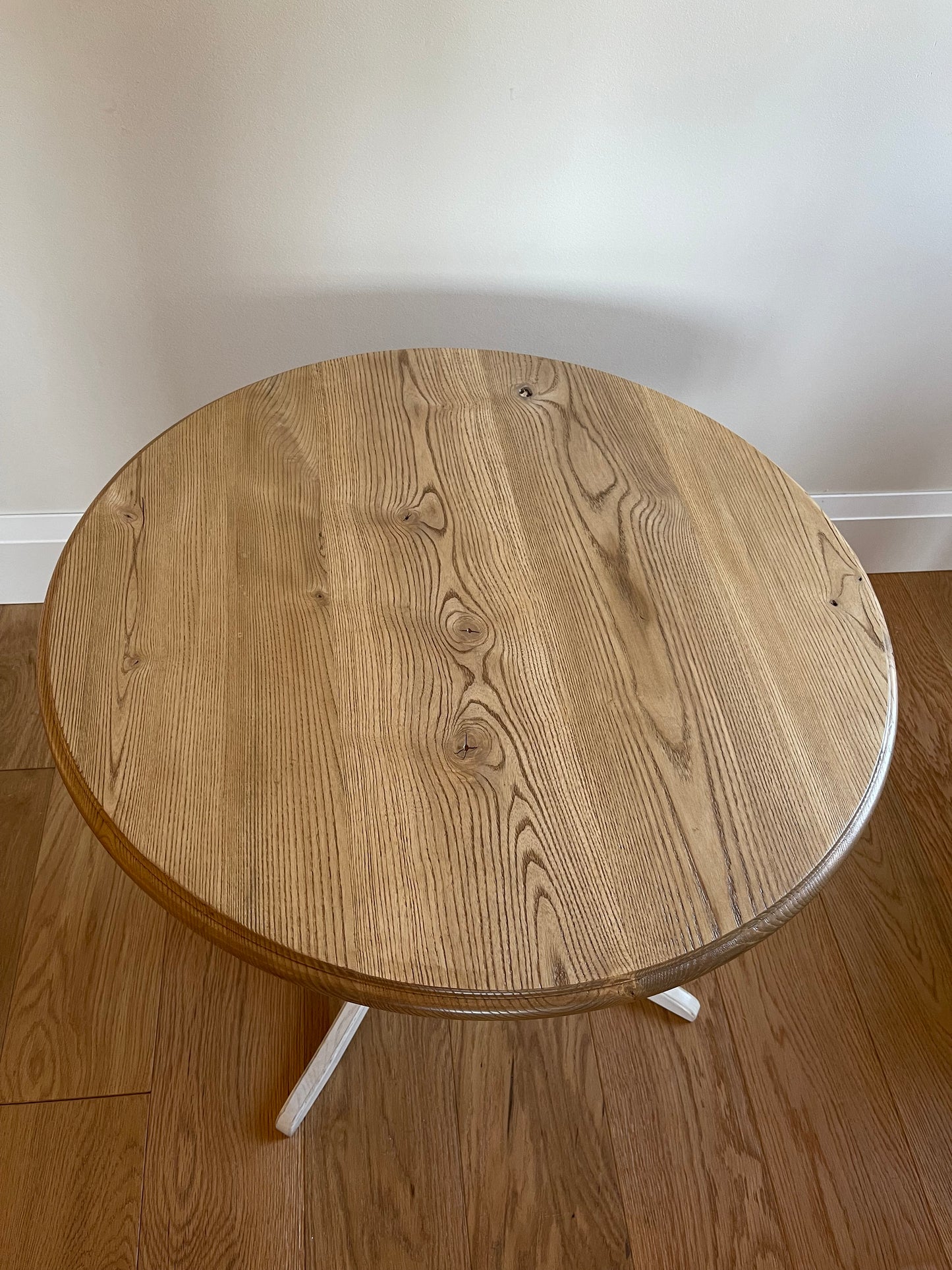 Round French End Table