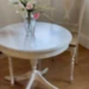 Farmhouse Furniture Round Country End Table