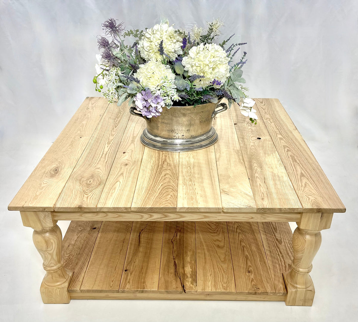 Rustic Farmhouse Cottage Coffee Table