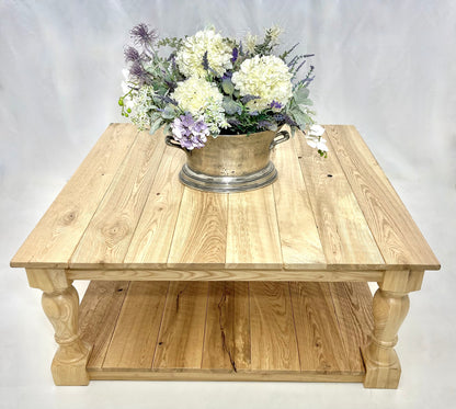 Rustic Farmhouse Cottage Coffee Table