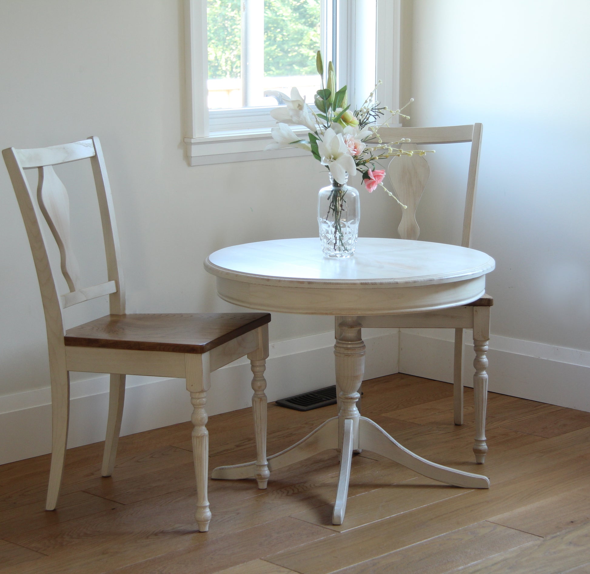This French cottage style coffee table is hand crafted by Canadian Amish/Mennonite craftsman. Made out of reclaimed ,rustic, natural Canadian hardwood ash. This timeless vintage design combine new and old style. Unique wire brushed ,distressed and organic finish it is easy to maintain and is our statement that we are supporting natural wood beauty.